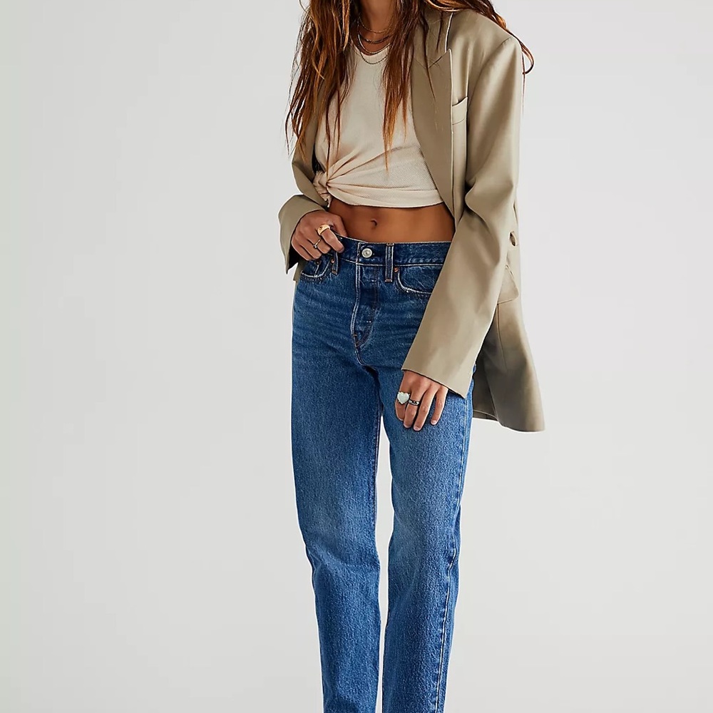 COPY - NWT LEVI’S Wedgie Icon High-Rise Jeans